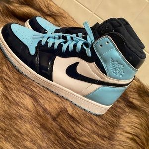 Jordan 1 Retro High UNC Patent